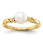 14k White Freshwater Cultured Pearl and Diamond Twist Ring
