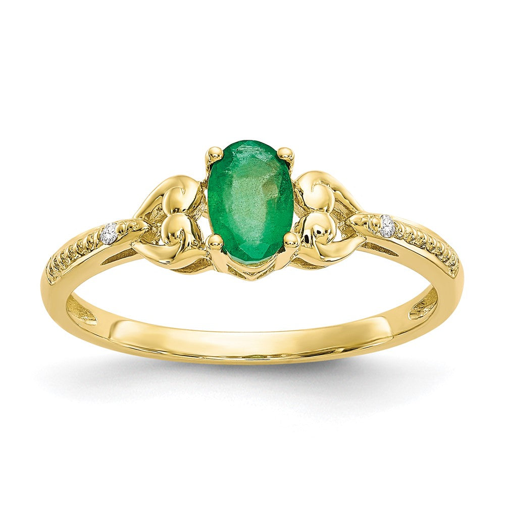 10k 6x Oval May/ Emerald and Diamond Size 7 Ring