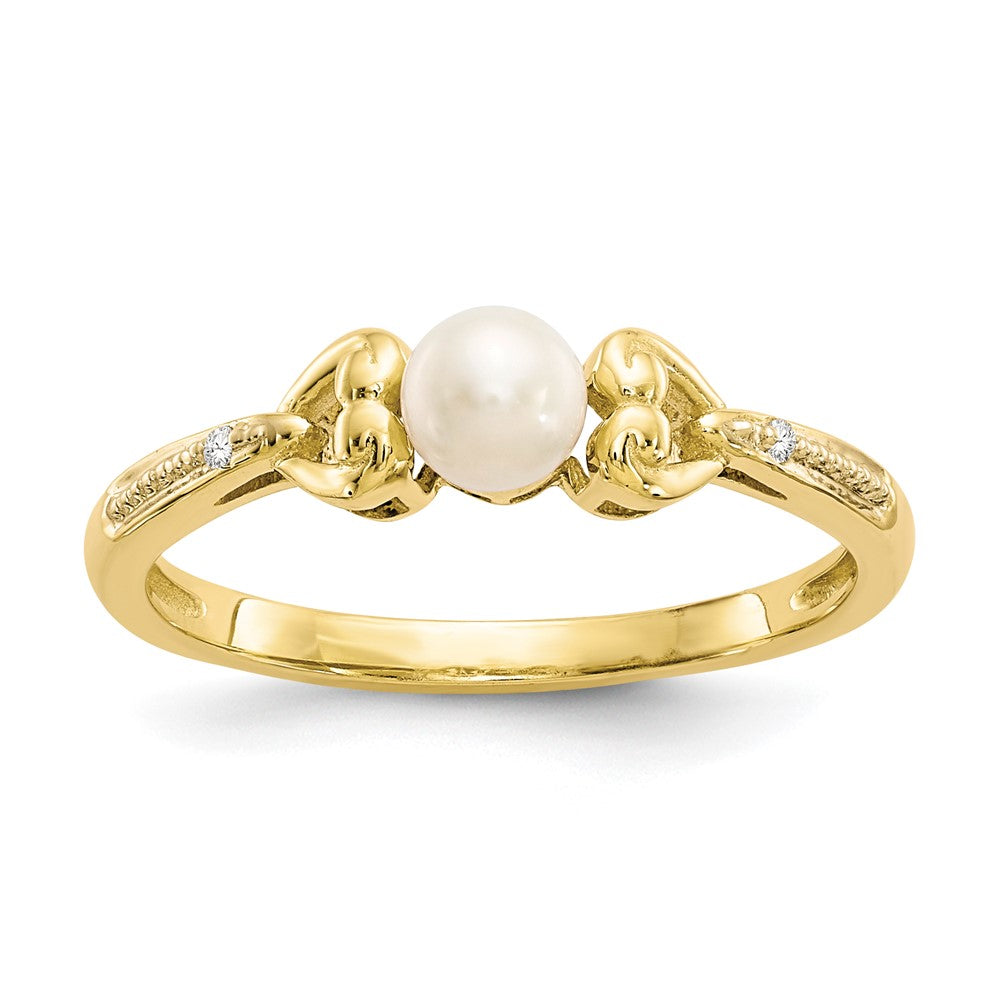 10K Round June/ Freshwater Cultured Pearl and Diamond Size 7 Ring
