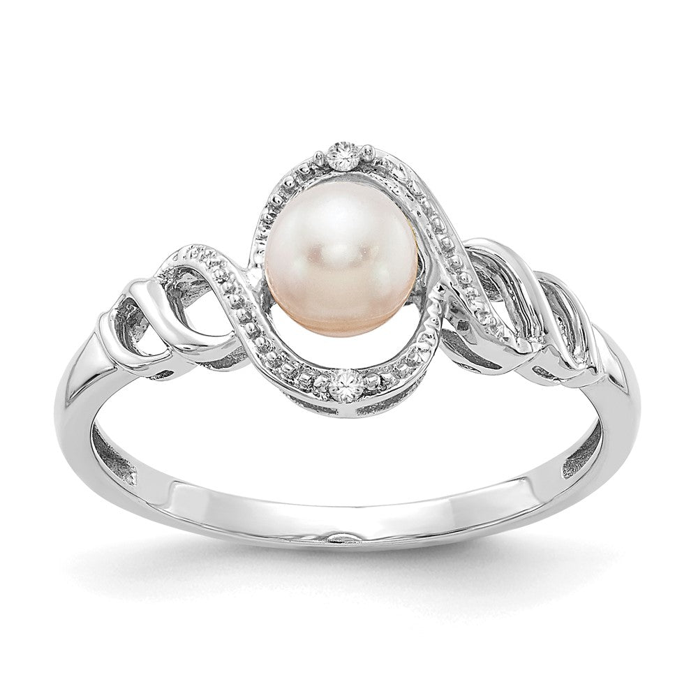 10k White Gold June/ Freshwater Cultured Pearl and Diamond Size 7 Ring
