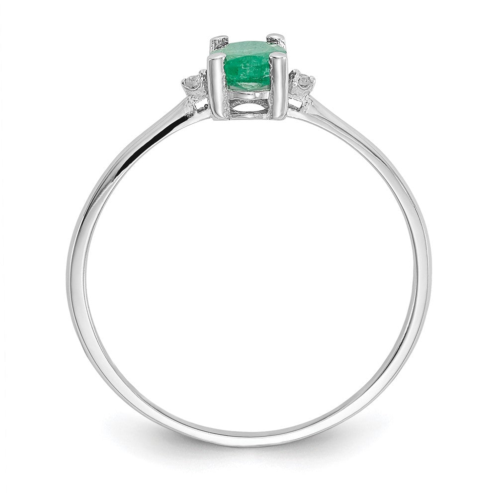 10k White Gold Polished 6x Oval Genuine May/ Emerald and Diamond Birthstone Size 7 Ring