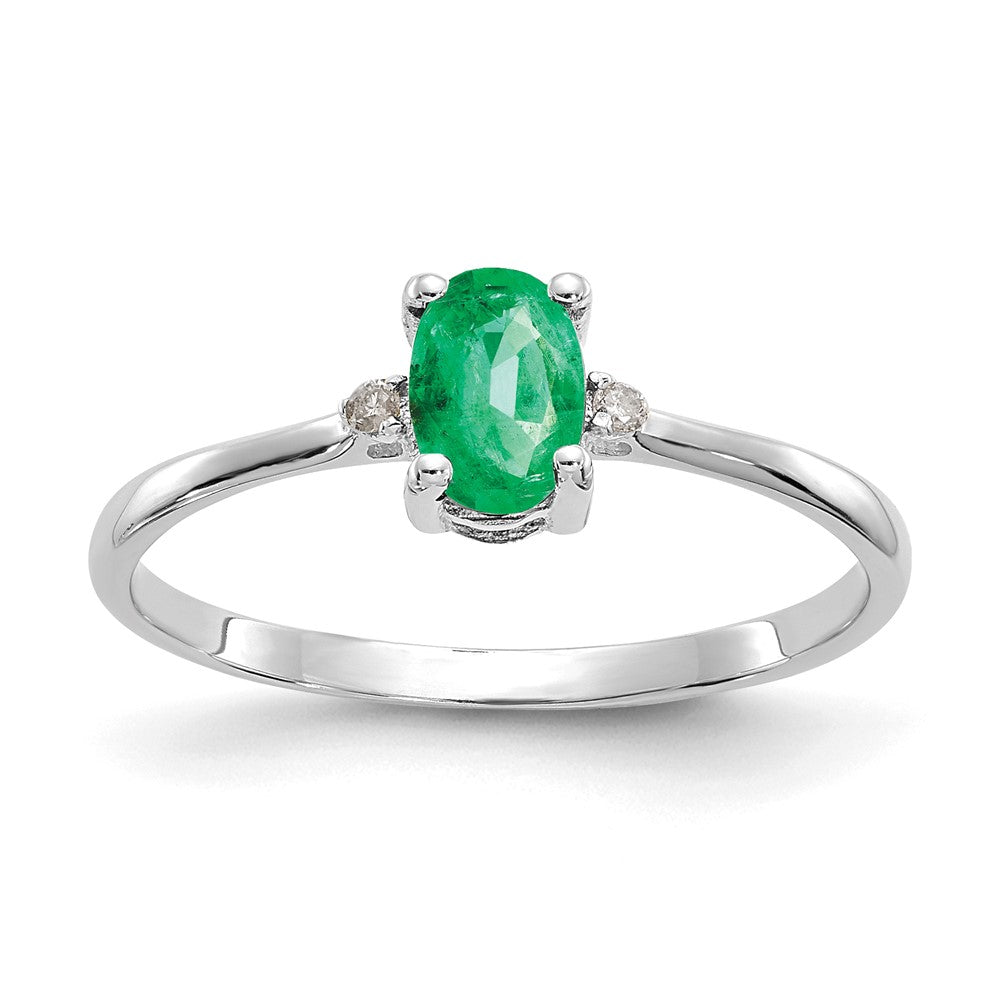 10k White Gold Polished 6x Oval Genuine May/ Emerald and Diamond Birthstone Size 7 Ring