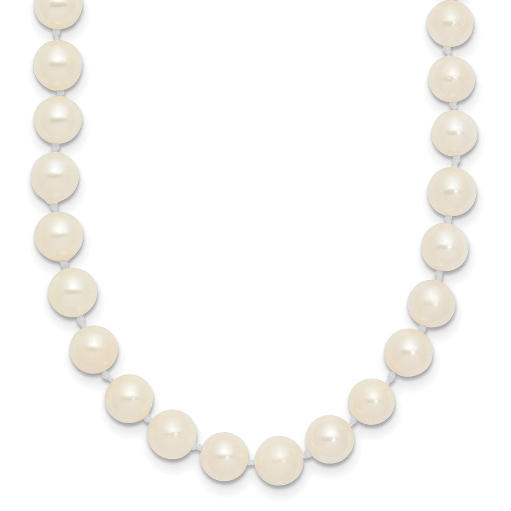 14k 5- Round White Saltwater Akoya Cultured Pearl Necklace