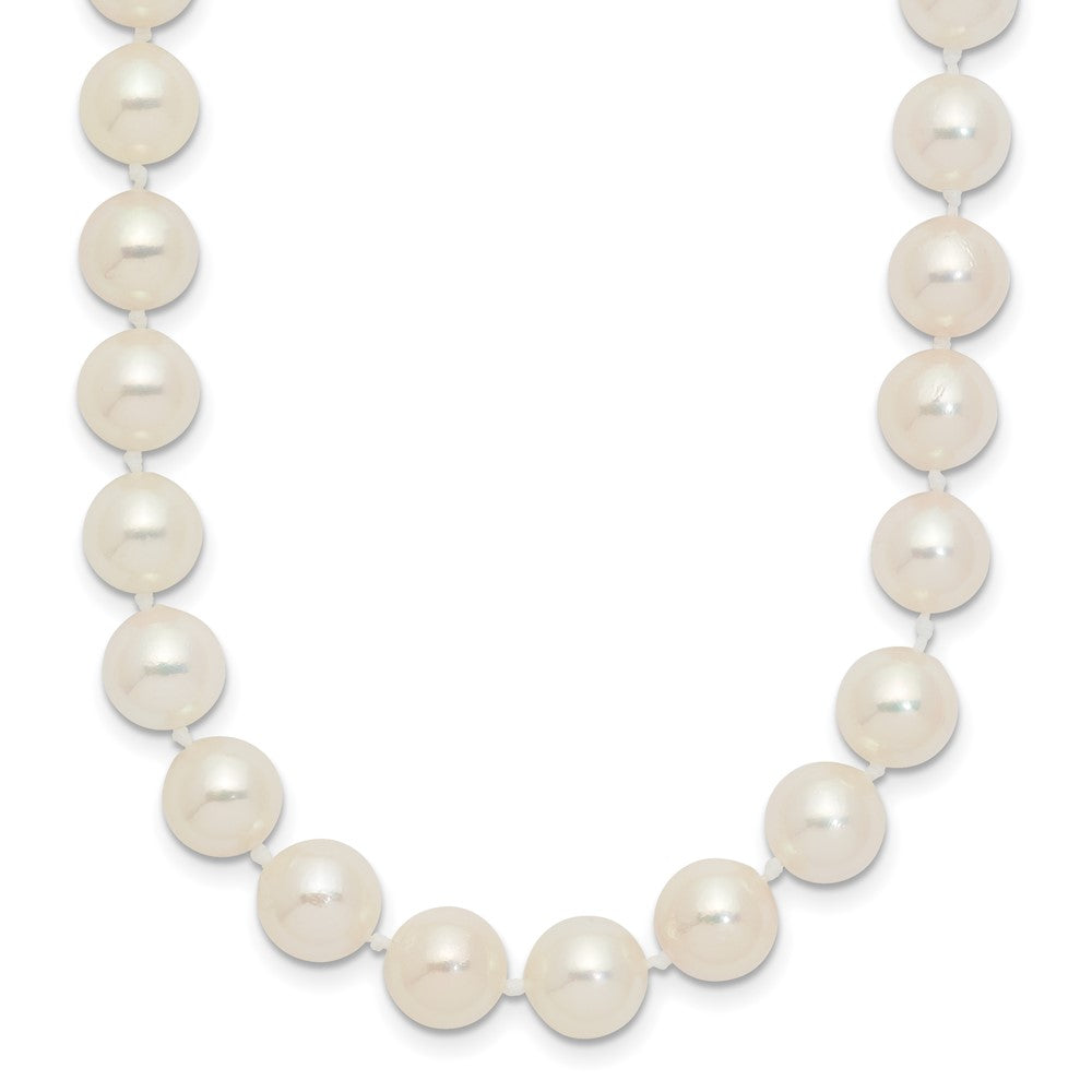 14k 7- Round White Saltwater Akoya Cultured Pearl Necklace