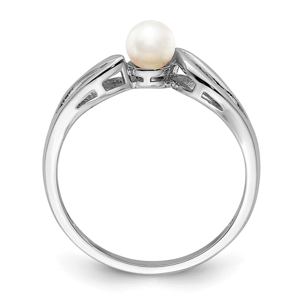 Sterling Silver Rhodium-plated FW Cultured Pearl Ring