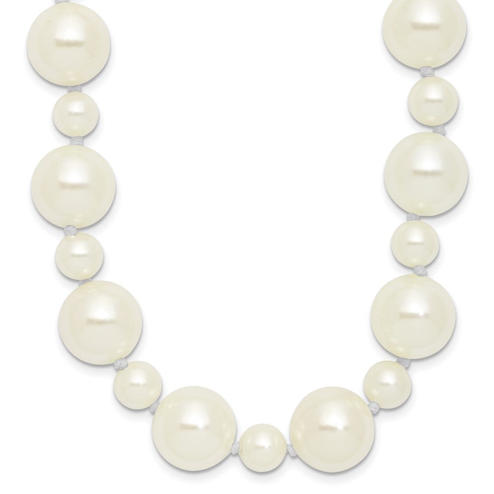 7 and White Shell Pearl Hand-knotted Endless Slip-on 36 Inch Necklace