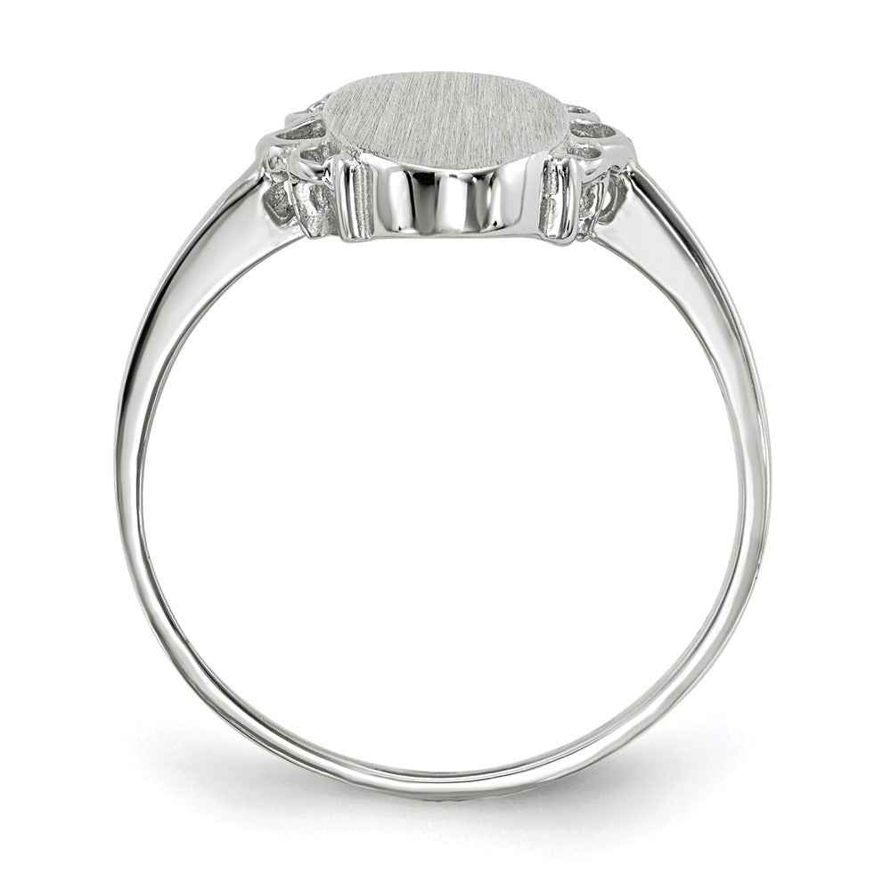 14k White Gold 7.0x Oval Open Back Scalloped Edge Signet Ring