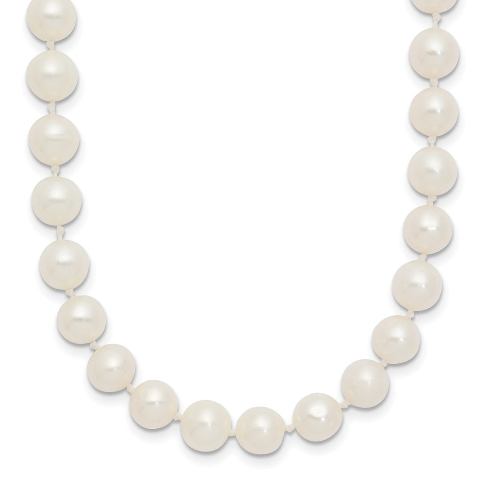 14k 6- White Near Round Freshwater Cultured Pearl Necklace