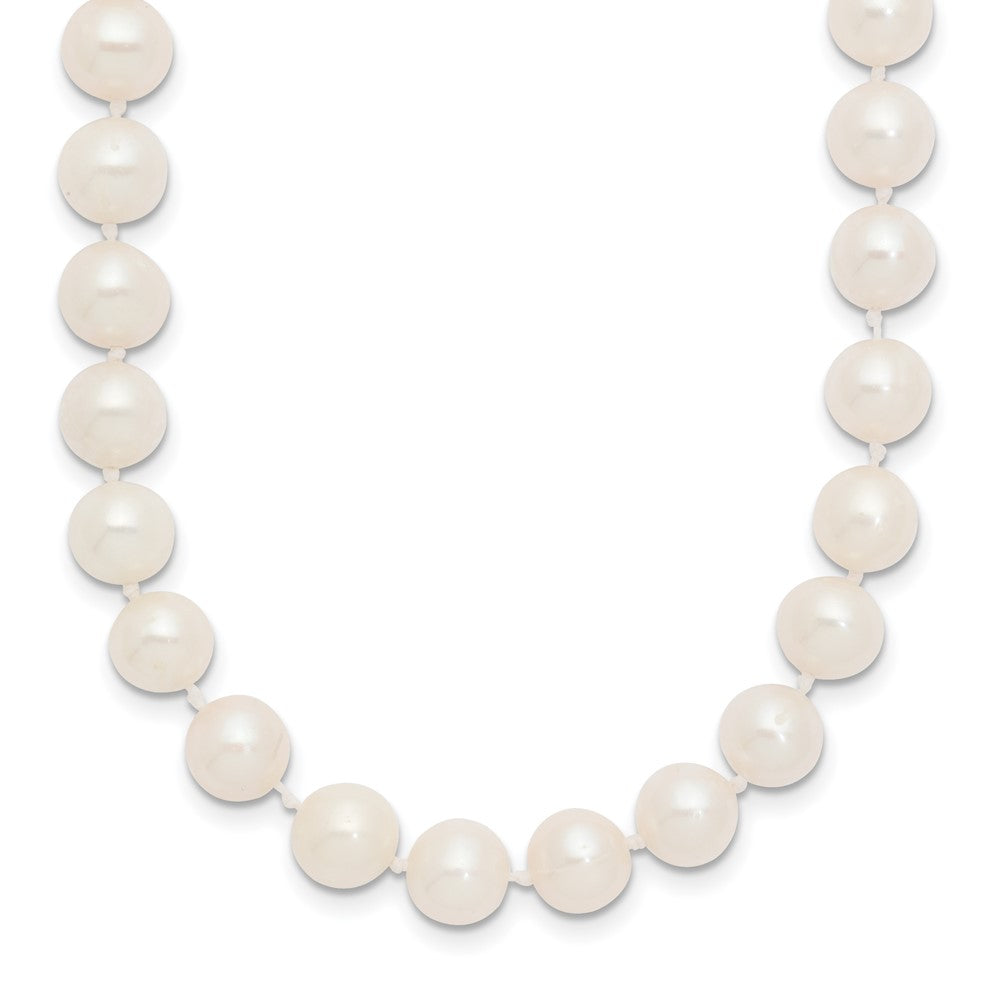 14k 7- White Near Round Freshwater Cultured Pearl Necklace