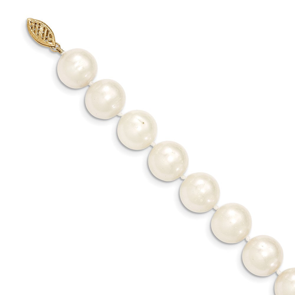 14k 11- White Near Round Freshwater Cultured Pearl Necklace