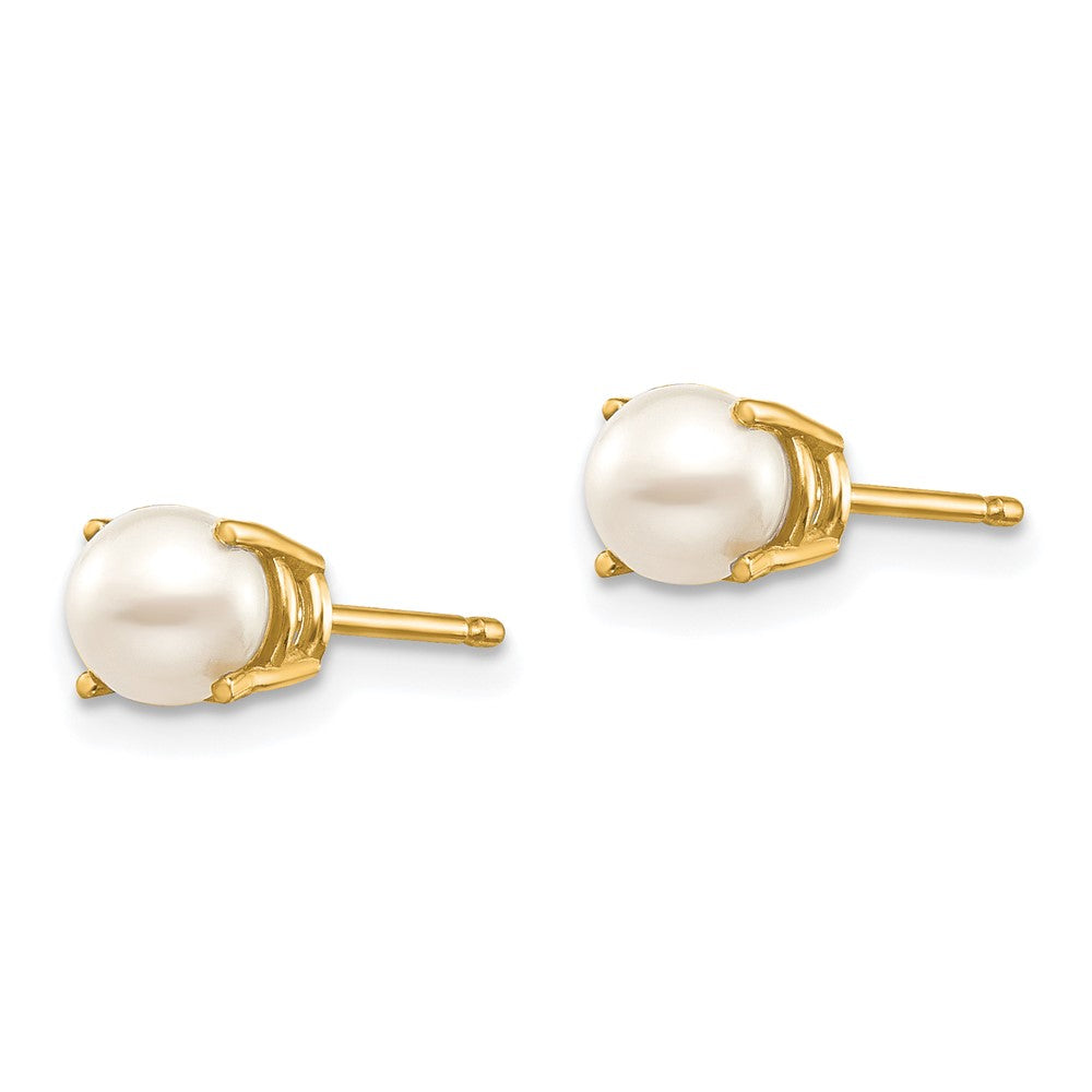 14k Round June/FW Cultured Pearl Post Earrings