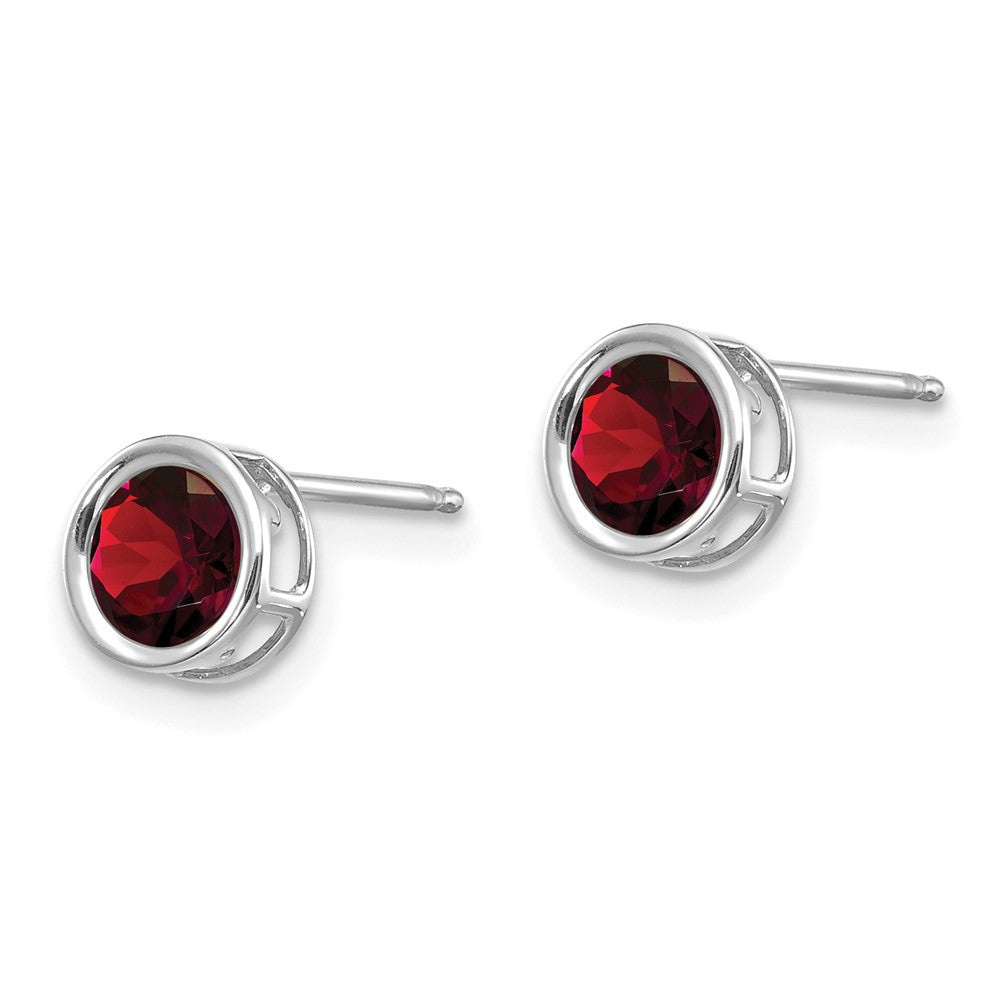 14k White Gold Bezel Garnet Stud Earrings