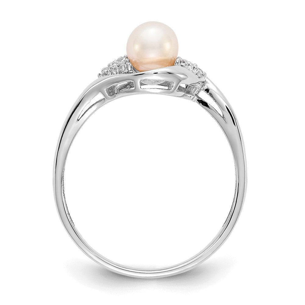 14k White Gold June/Freshwater Cultured Pearl and Diamond Ring