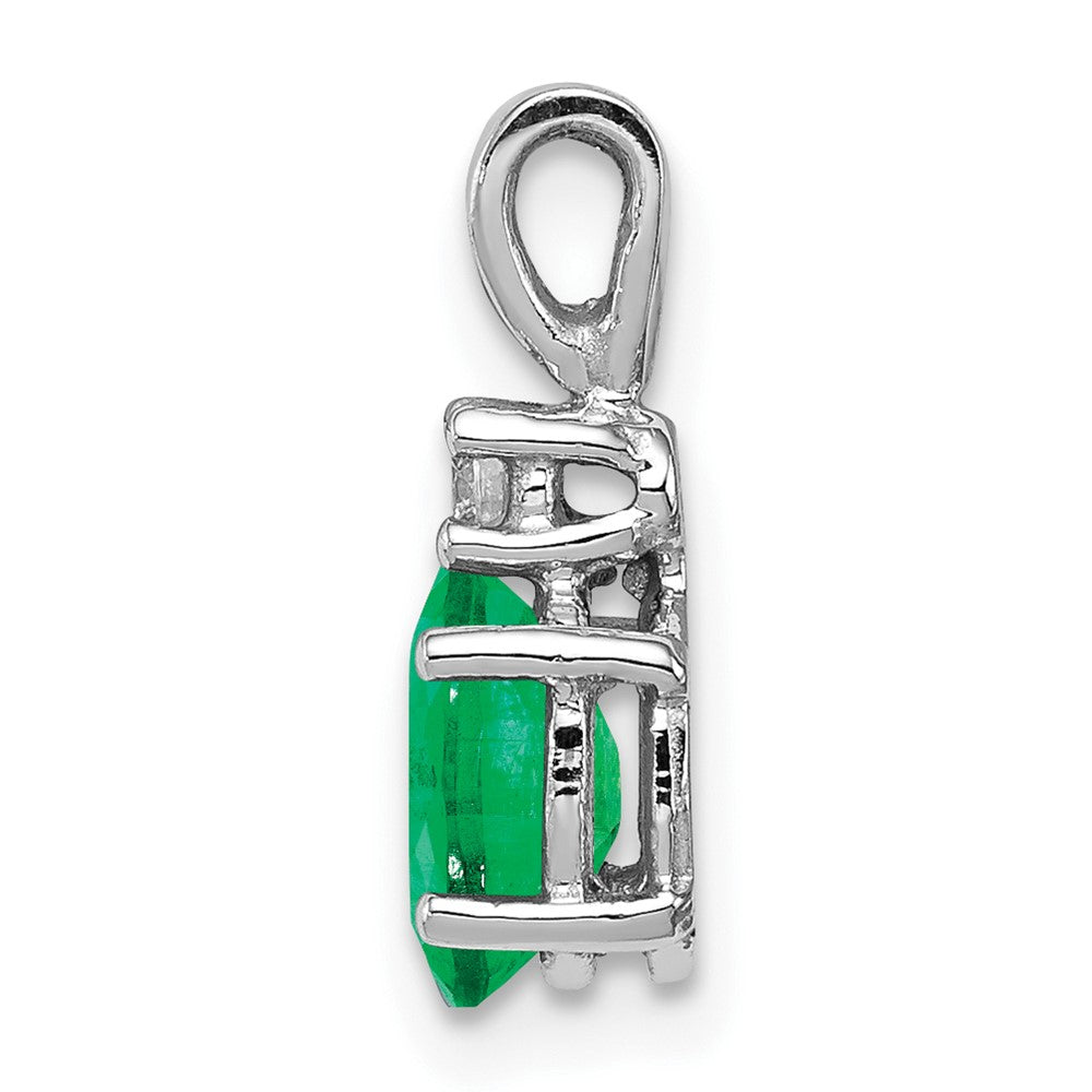 14k White Gold 7x Oval Emerald and A Diamond Pendant