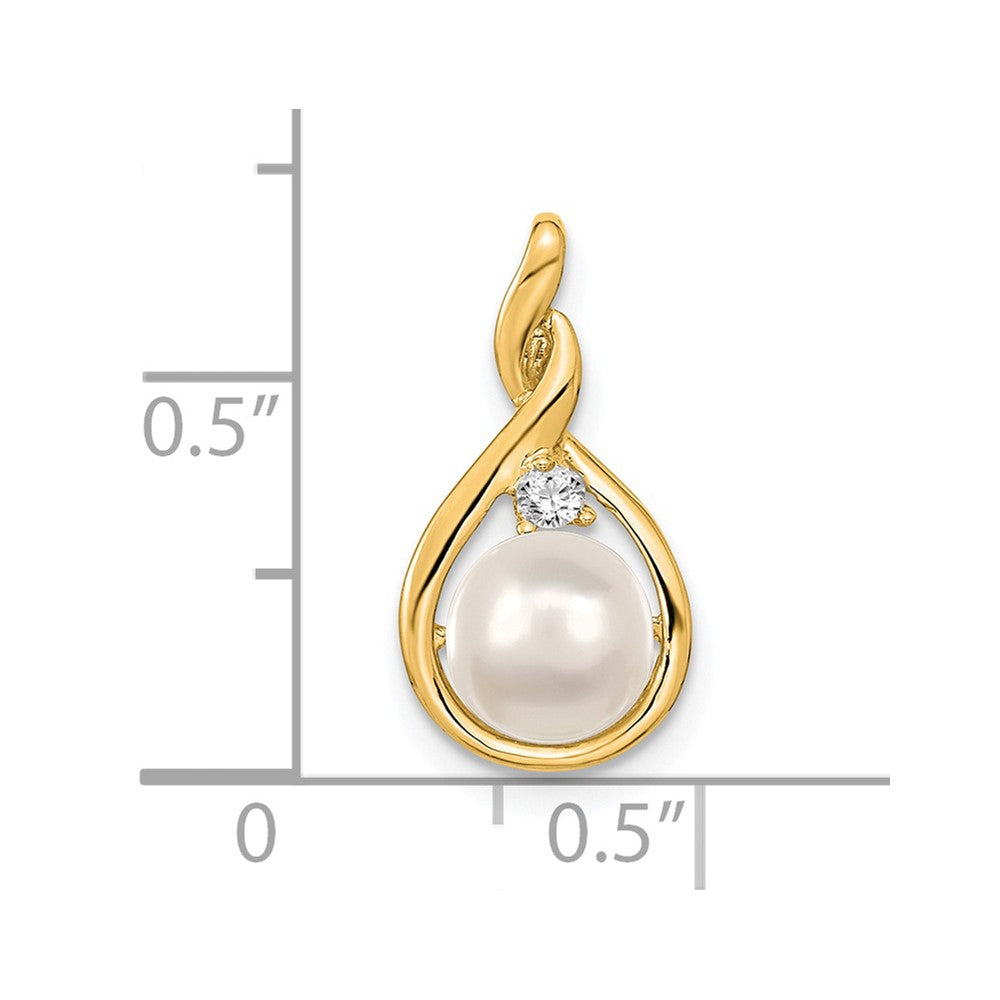 14k White Round Freshwater Cultured Pearl AA Diamond Pendant