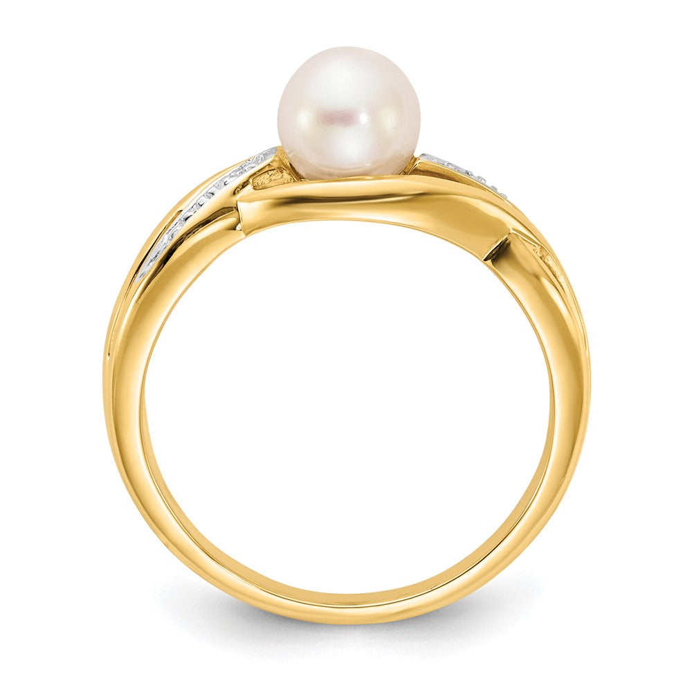 14k 5- White Freshwater Cultured Pearl and Diamond Ring