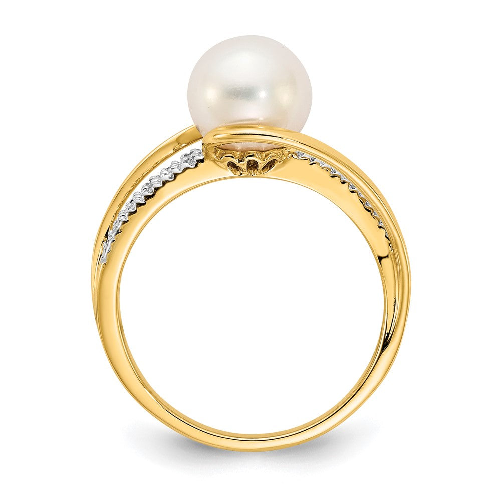 14k 7- White Freshwater Cultured Pearl and Diamond Ring