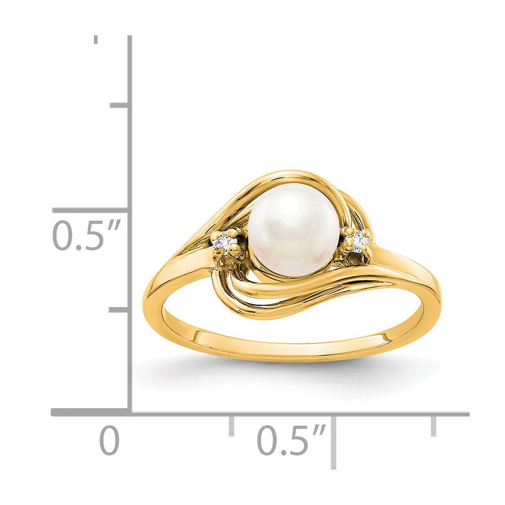 14k White Freshwater Cultured Pearl and AA Diamond Ring