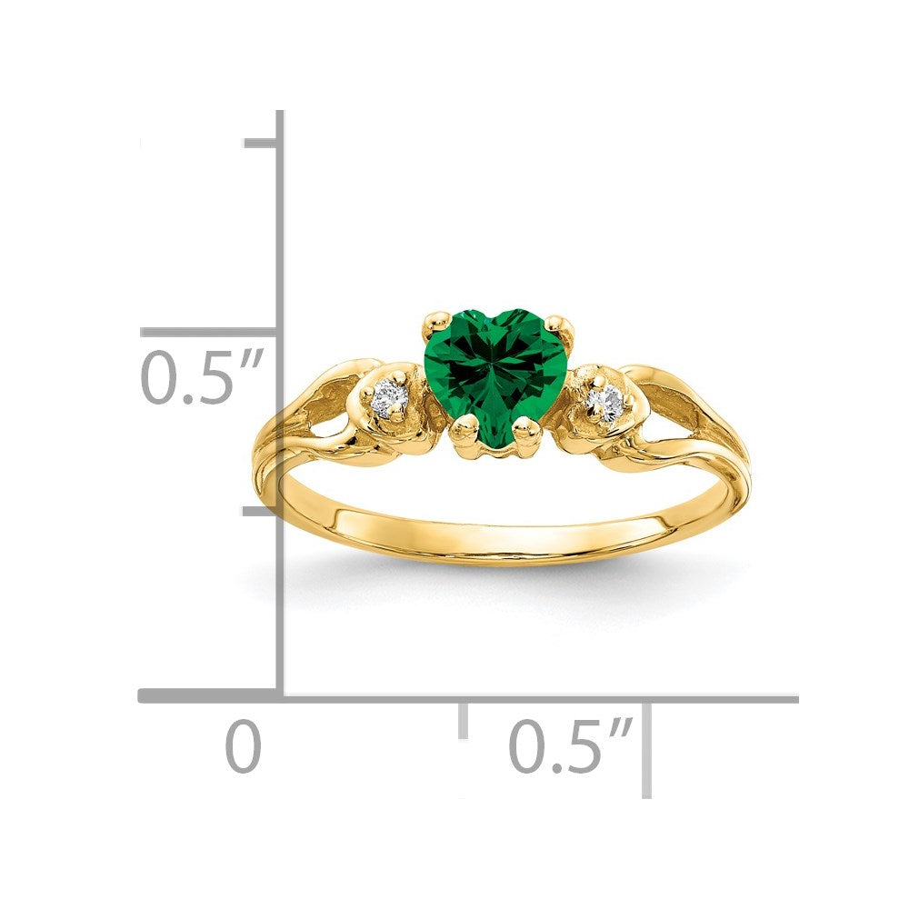 14k Heart Mount St. Helens VS Diamond ring