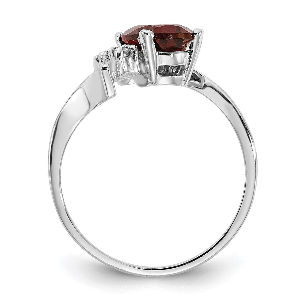 14k White Garnet Diamond ring