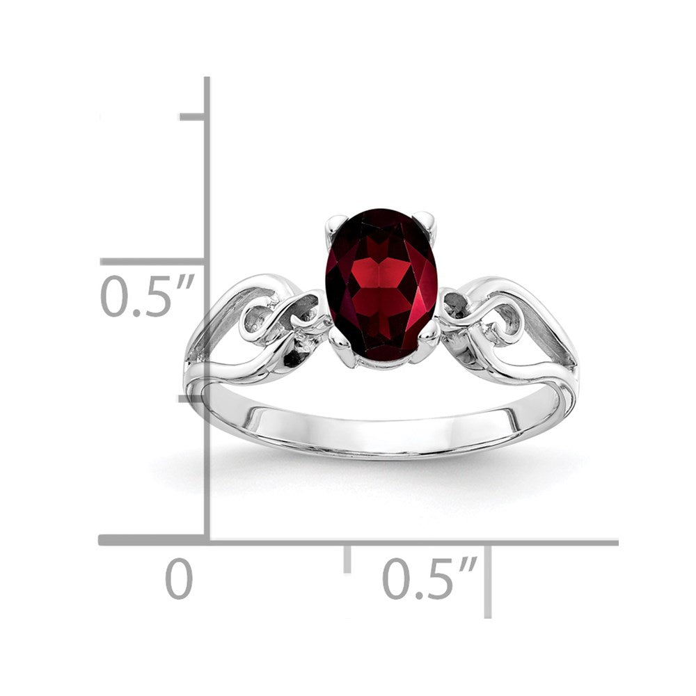 14k White Gold 8x Oval Garnet ring