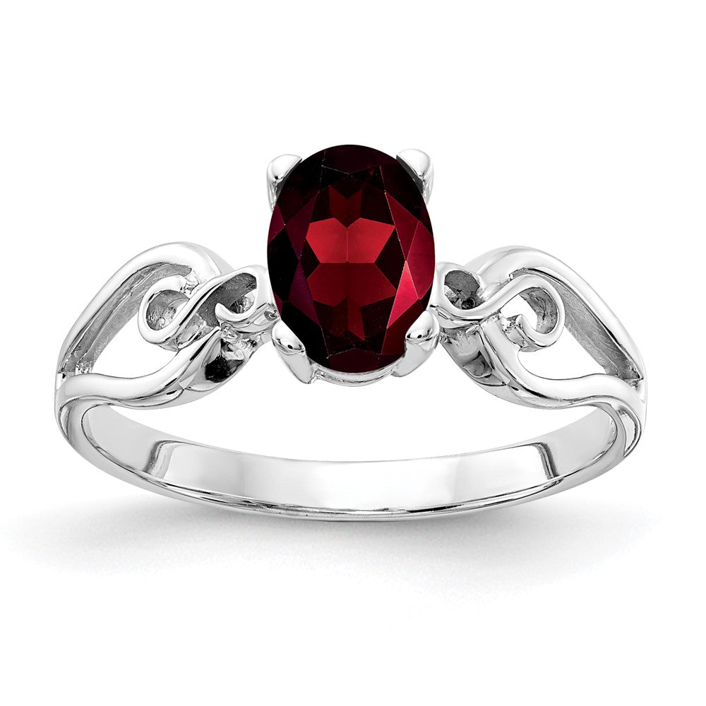 14k White Gold 8x Oval Garnet ring