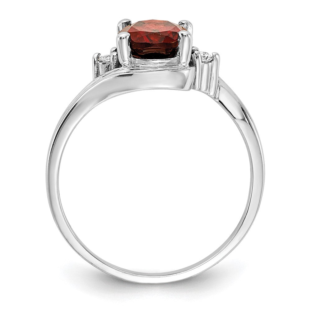 14k White Gold 8x Oval Garnet and VS Diamond Ring