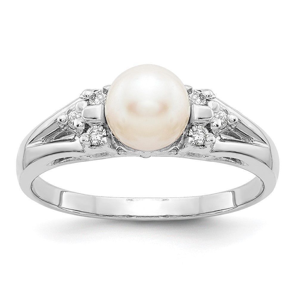 14k White Gold White Freshwater Cultured Pearl and 1/10 carat AA Diamond Ring