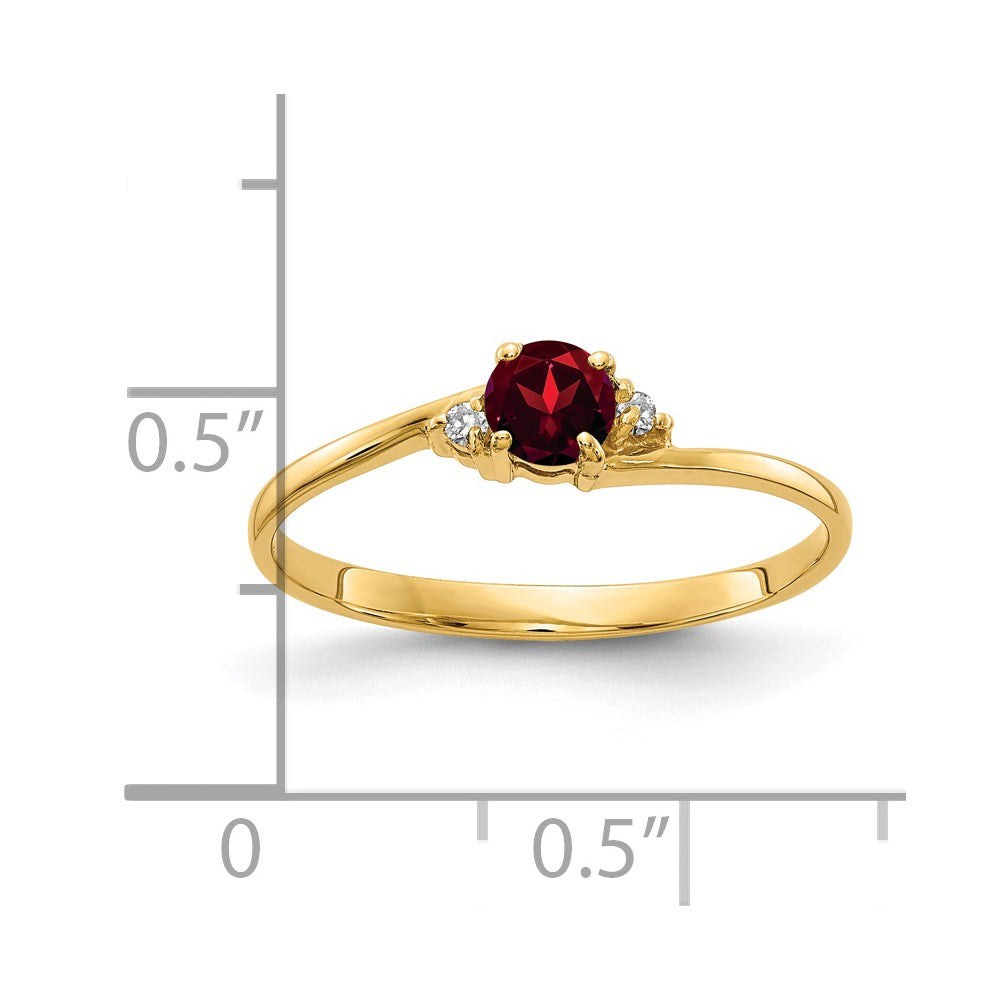 14k Garnet A Diamond ring