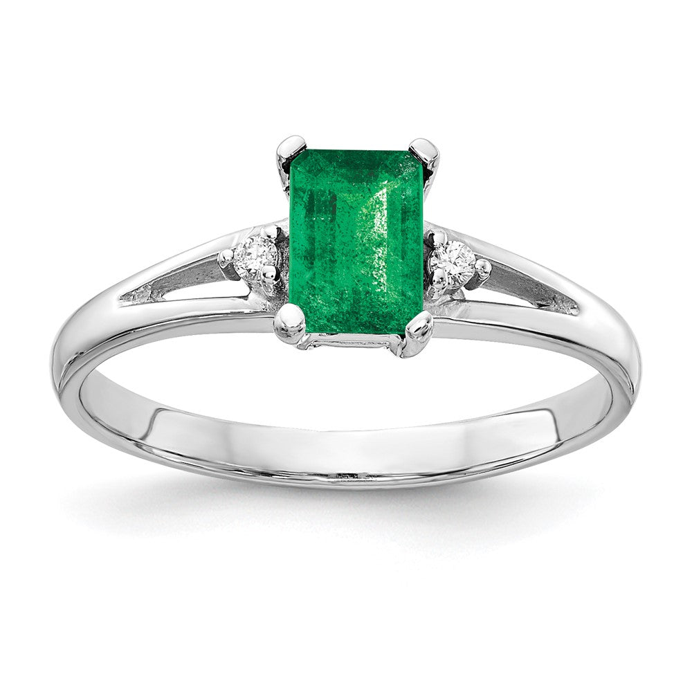 14k White Gold 6x Emerald Cut Emerald A Diamond ring